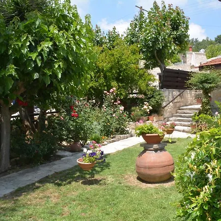 Agrotiko Traditional Houses *