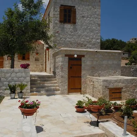 Agrotiko Traditional Houses *