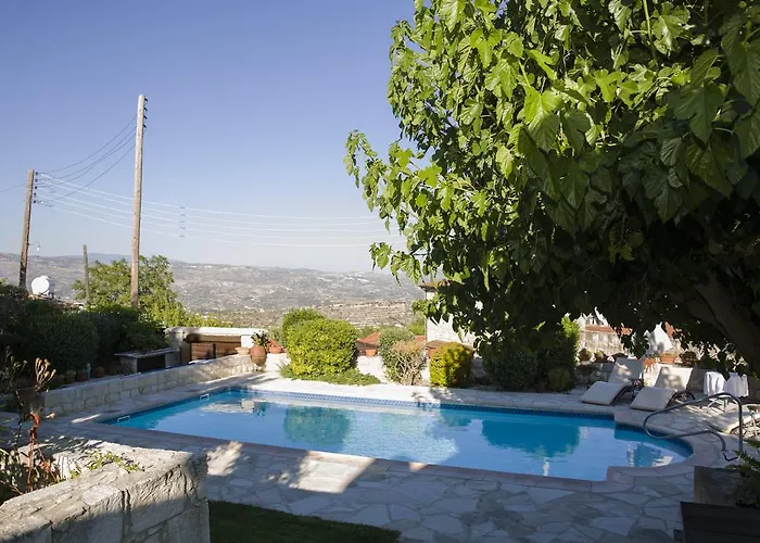 Agrotiko Traditional