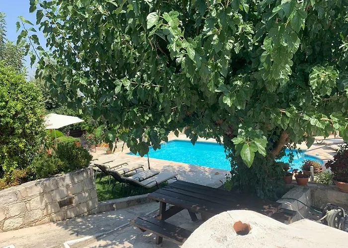 Agrotiko Traditional Kallepia