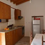 منزل ريفي Agrotiko Traditional Kallepia