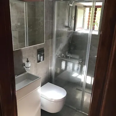 Agrotiko Traditional Kır Evi Kallepia