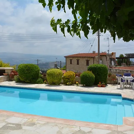 Agrotiko Traditional Kır Evi