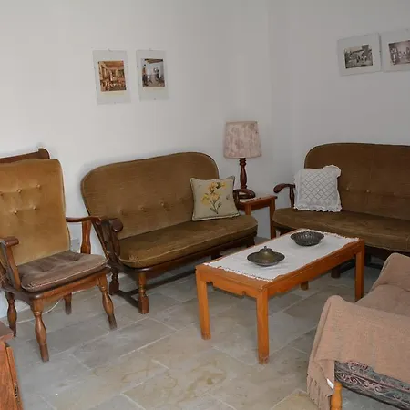 Agrotiko Traditional * Kallepia