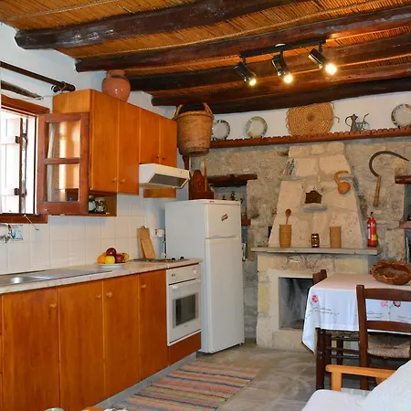 Kır Evi Agrotiko Traditional