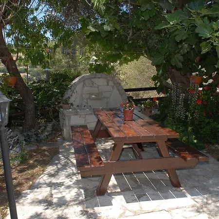 Kır Evi Agrotiko Traditional *