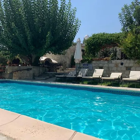 Kır Evi Agrotiko Traditional