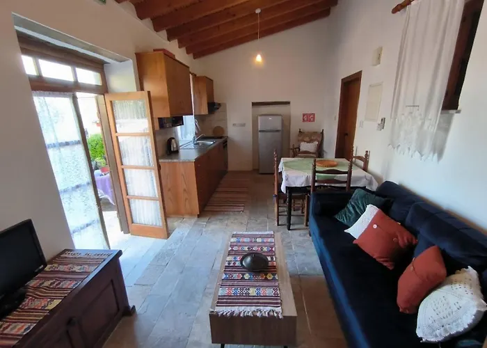 Casa rural Agrotiko Traditional *